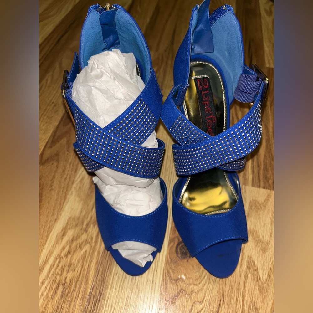 Blue fancy heels with golden gems